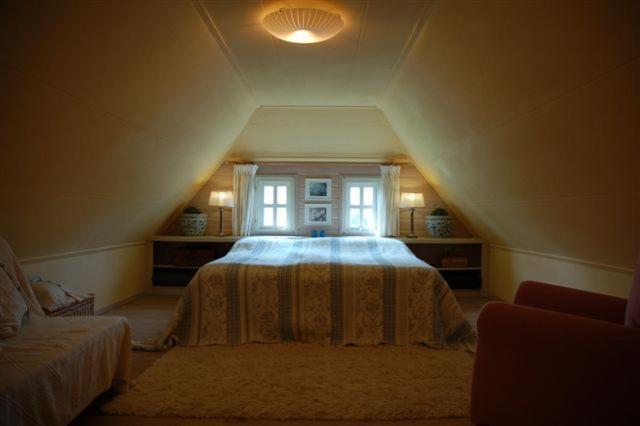 Erfgoedlogies Bed And Breakfast 'T Olde Hof Westervelde Room photo